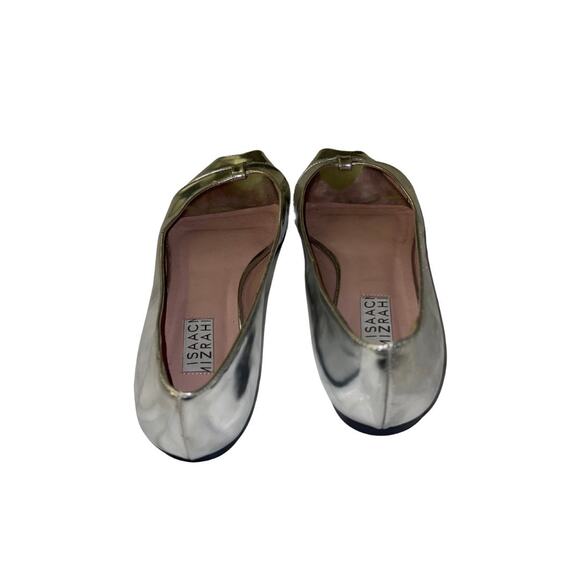 Isaac Mizrahi Silver Peep Toe Flats Ballerina Patent Leather Size 7 Made Italy - Picture 3 of 6